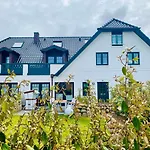 No50 Strandnahe Und Zentrale Lage Auf Sylt