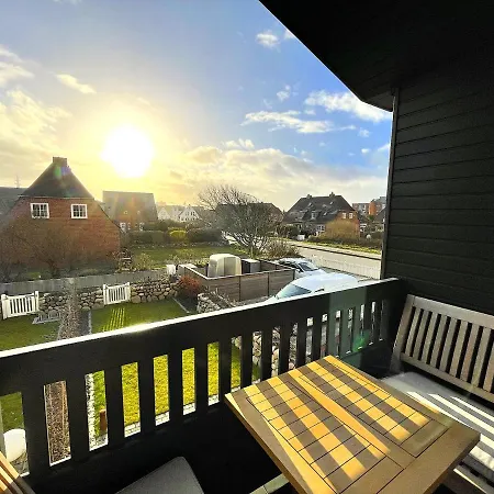 No50 Strandnahe Und Zentrale Lage Auf Sylt ווסטרלנד